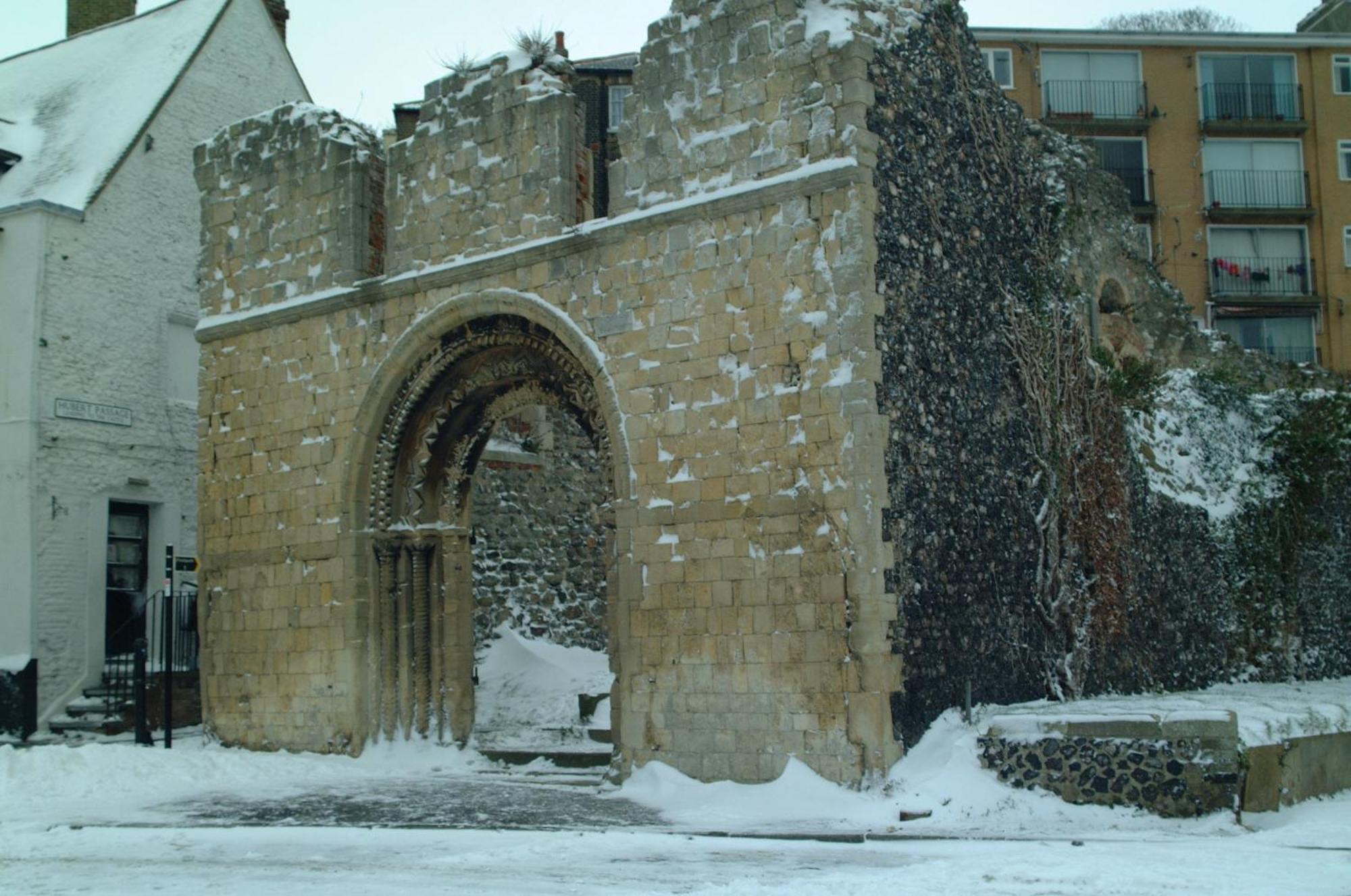 Castle House pensión Dover Exterior foto
